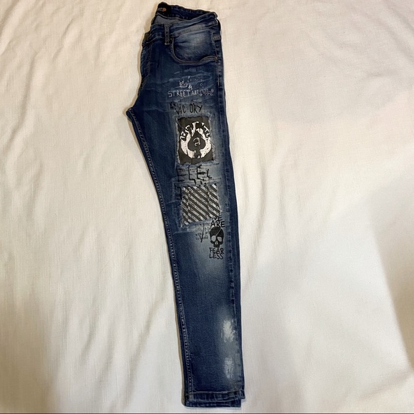 Copper Rivets Jeans - Picture 2 of 10